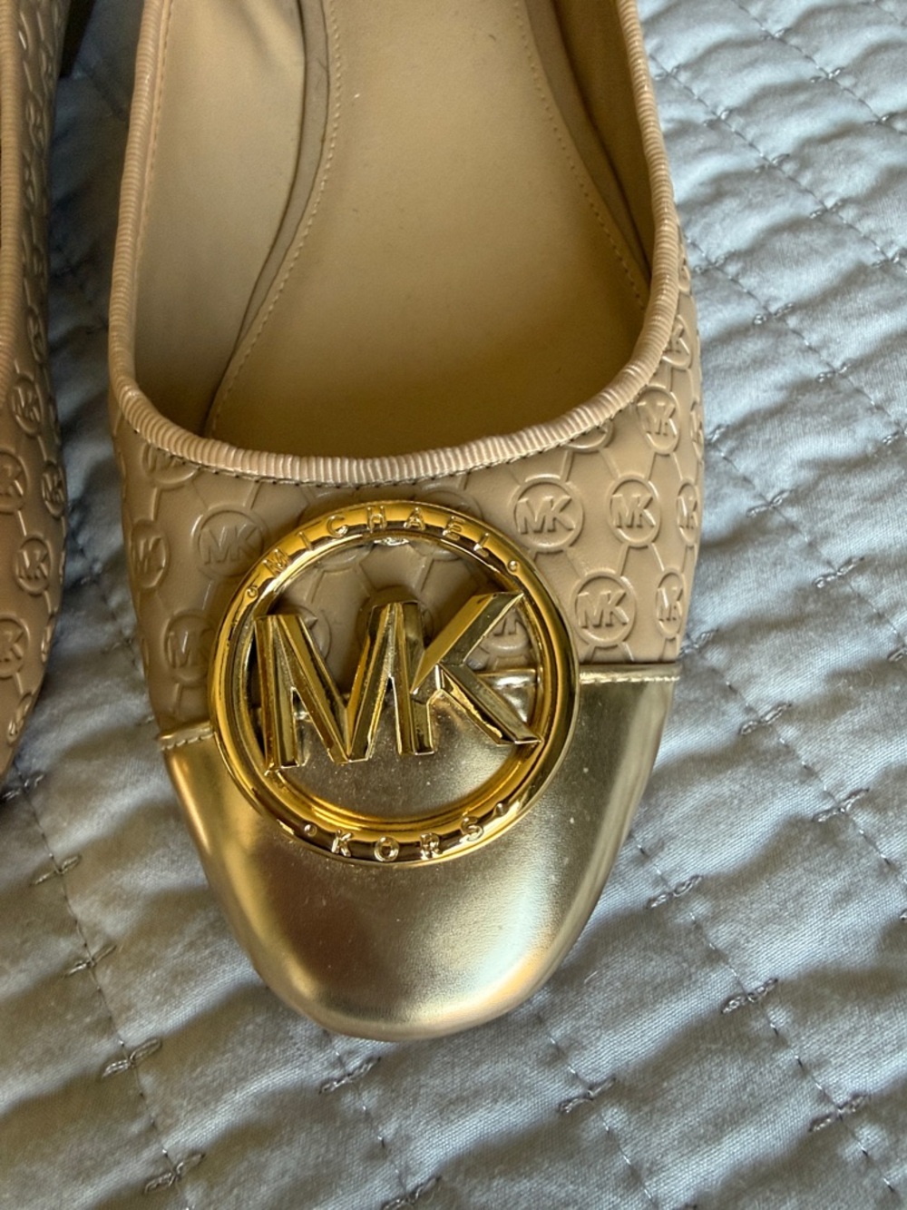 Michael Kors Beige and Gold Logo Cap-Toe Flats - Picture 2 of 7